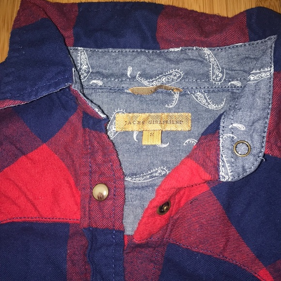 Long sleeve flannel - Picture 2 of 3